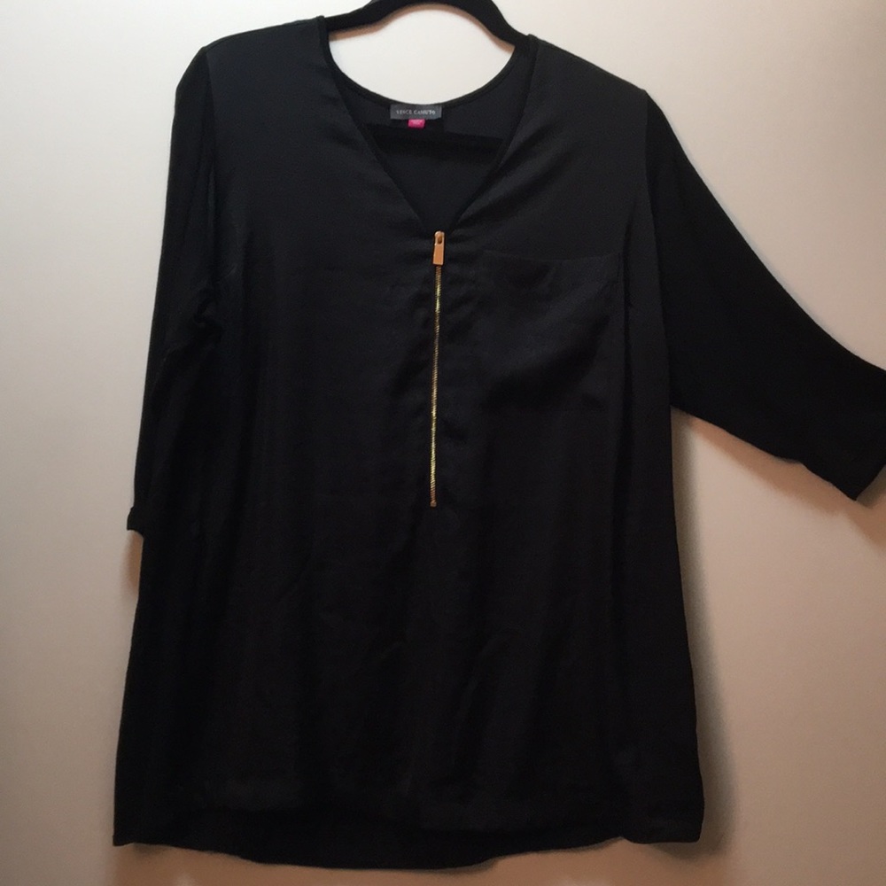 Vince Camuto vneck tunic